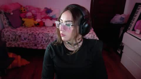Snapshot of invisibledollx chatting on 5, 6, 2026 invisibledollx online show from 5, 6, 2026