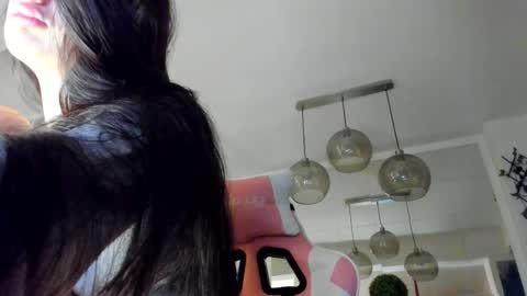 Snapshot of irenevon chatting on 10, 11, 2025 Ir s room online show from 10, 11, 2025