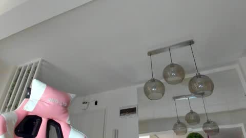 Snapshot of irenevon chatting on 11, 11, 2025 Ir s room online show from 11, 11, 2025