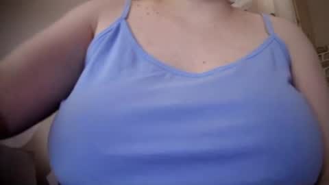 Snapshot of irinnak chatting on 5, 4, 2026 IrinnaK online show from 5, 4, 2026