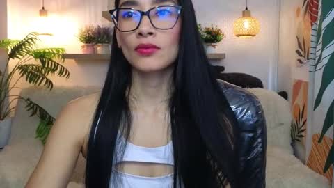 iris  online show from 12, 2, 2026