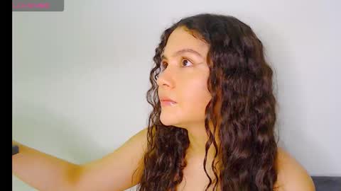 Snapshot of iris_caprice chatting on 21, 12, 2025 Instagram iris caprice online show from 21, 12, 2025