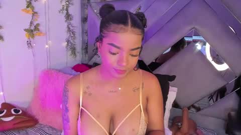Snapshot of iris_hott1 chatting on 7, 3, 2025 iris online show from 7, 3, 2025