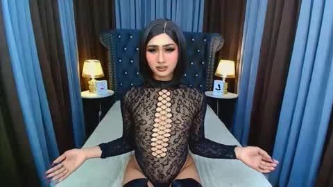 Snapshot of iris_lauren chatting on 6, 4, 2026 Iris online show from 6, 4, 2026