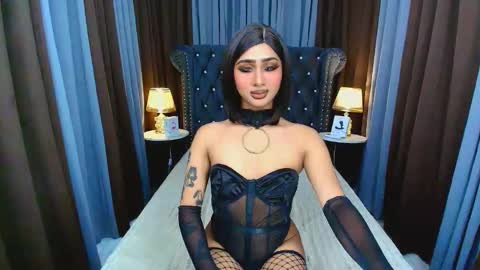 Snapshot of iris_lauren chatting on 12, 4, 2026 Iris online show from 12, 4, 2026