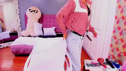 Iris online show from 14, 1, 2025