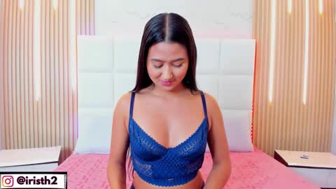 Snapshot of iris_thompson chatting on 25, 10, 2025 Iris online show from 25, 10, 2025