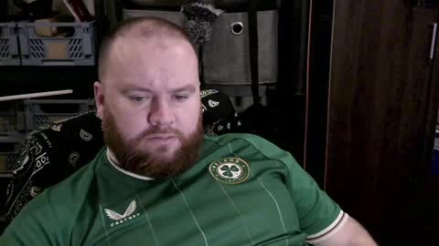 Snapshot of irishdaddy24 chatting on 6, 12, 2024 twitter theirishman205 online show from 6, 12, 2024