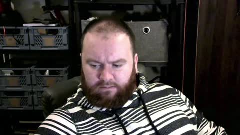 Snapshot of irishdaddy24 chatting on 23, 12, 2024 twitter theirishman205 online show from 23, 12, 2024