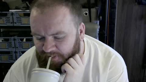 Snapshot of irishdaddy24 chatting on 26, 12, 2024 twitter theirishman205 online show from 26, 12, 2024