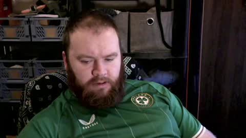 Snapshot of irishdaddy24 chatting on 24, 1, 2025 twitter theirishman205 online show from 24, 1, 2025