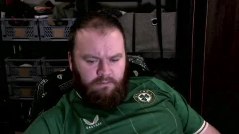 Snapshot of irishdaddy24 chatting on 24, 1, 2025 twitter theirishman205 online show from 24, 1, 2025