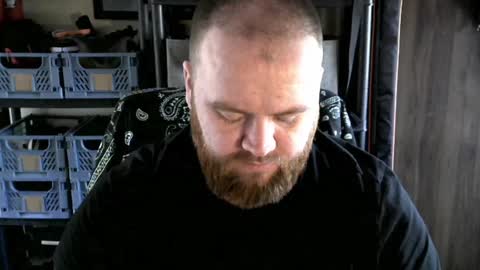 Snapshot of irishdaddy24 chatting on 2, 2, 2025 twitter theirishman205 online show from 2, 2, 2025