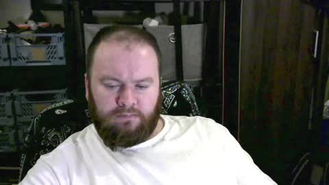 Snapshot of irishdaddy24 chatting on 28, 2, 2025 twitter theirishman205 online show from 28, 2, 2025