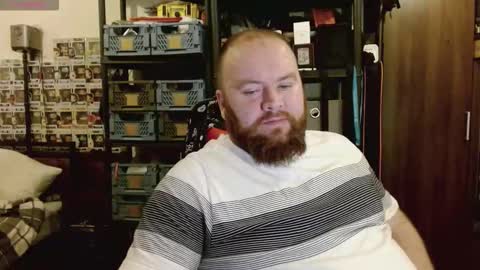 Snapshot of irishdaddy24 chatting on 24, 9, 2025 twitter theirishman205 online show from 24, 9, 2025