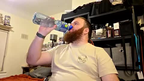 Snapshot of irishdaddy24 chatting on 20, 10, 2025 twitter theirishman205 online show from 20, 10, 2025