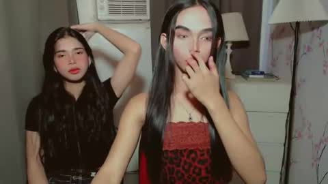 Snapshot of irishlovesyou chatting on 9, 3, 2026 IRISH AND TRIXIE online show from 9, 3, 2026