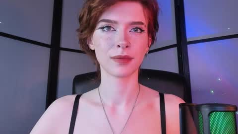 Snapshot of irisice chatting on 30, 12, 2024 Miss Iris Fansly Miss Iris new inst.  online show from 30, 12, 2024