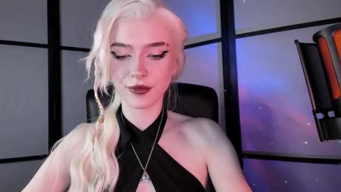 Snapshot of irisice chatting on 26, 1, 2025 Miss Iris Fansly Miss Iris new inst.  online show from 26, 1, 2025