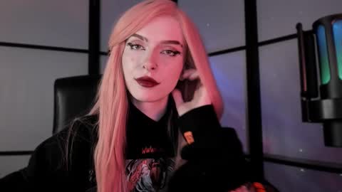 Snapshot of irisice chatting on 21, 2, 2025 Miss Iris Fansly Miss Iris new inst.  online show from 21, 2, 2025