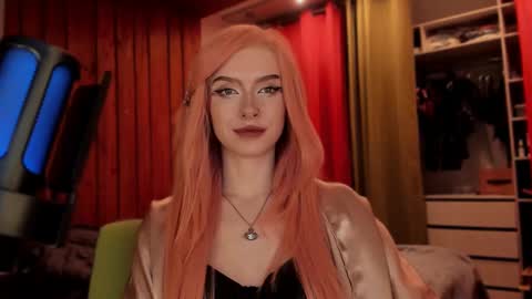 Snapshot of irisice chatting on 5, 3, 2025 Miss Iris Fansly Miss Iris new inst.  online show from 5, 3, 2025