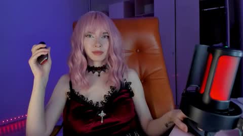 Snapshot of irisice chatting on 3, 5, 2026 Miss Iris Fansly Miss Iris new inst. online show from 3, 5, 2026