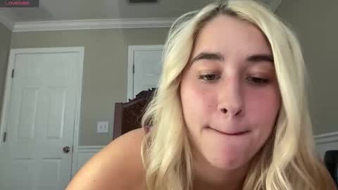 Irispink1 online show from 4, 11, 2025