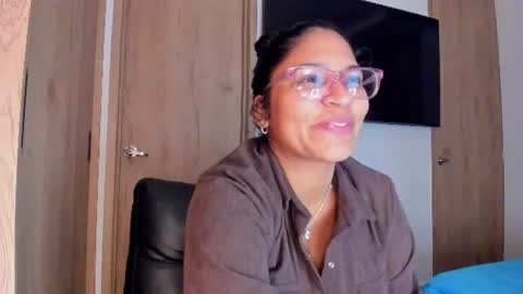 Snapshot of iriss_25 chatting on 3, 7, 2026 iris online show from 3, 7, 2026