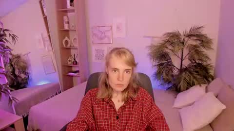 Snapshot of irmaronn chatting on 17, 6, 2026 Irma online show from 17, 6, 2026