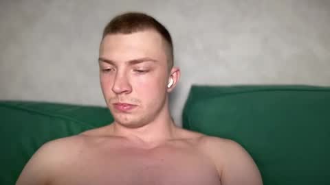 Snapshot of iron__chapman chatting on 15, 5, 2026 Iron online show from 15, 5, 2026