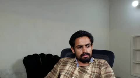 Snapshot of ironcharm4455 chatting on 23, 6, 2026 Naveed online show from 23, 6, 2026