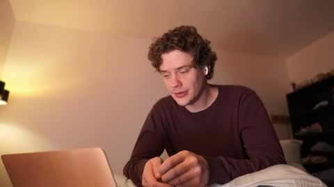 Sam online show from 15, 11, 2025