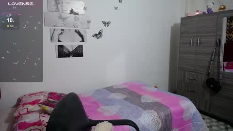 Snapshot of isa_bella___ chatting on 13, 2, 2025 Isa online show from 13, 2, 2025