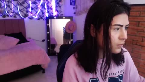 isabela online show from 10, 9, 2025