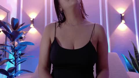 Isabella online show from 4, 4, 2026