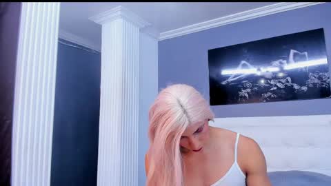 Isa Lancaster online show from 16, 2, 2025