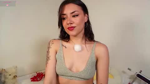 Isabella Laurentt  online show from 10, 7, 2026