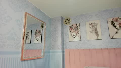    online show from 9, 1, 2025