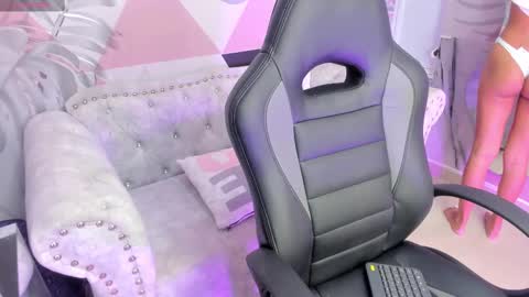    online show from 6, 3, 2025