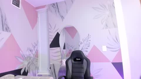    online show from 7, 3, 2025