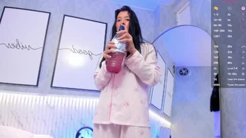 Snapshot of isa_little4u chatting on 18, 5, 2026 online show from 18, 5, 2026