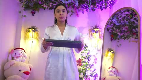 Isabella        online show from 16, 12, 2025