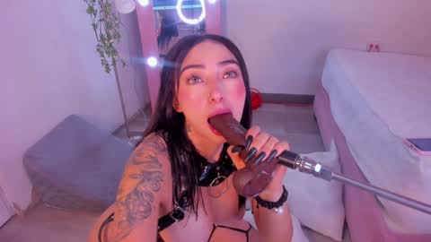 Snapshot of isa_redhair_ chatting on 12, 12, 2024 ....  Connection time 900 pm to 500 amRest days Wednesday and Saturday online show from 12, 12, 2024