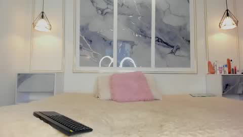 Isaa online show from 30, 11, 2025