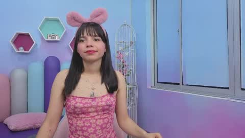 Snapshot of isaa_skinnyy chatting on 17, 4, 2026 Isaa Skinny online show from 17, 4, 2026