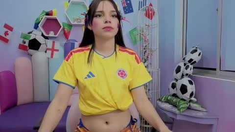 Snapshot of isaa_skinnyy chatting on 18, 6, 2026 Isaa Skinny online show from 18, 6, 2026