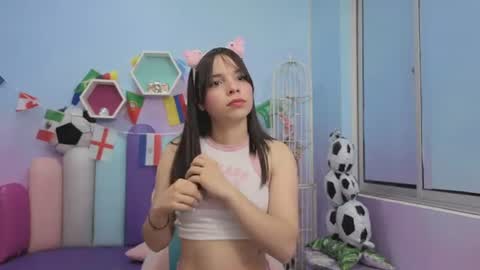 Snapshot of isaa_skinnyy chatting on 21, 6, 2026 Isaa Skinny online show from 21, 6, 2026