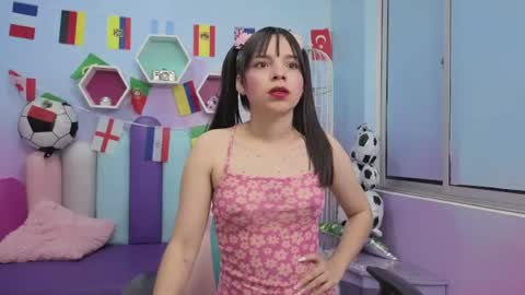 Snapshot of isaa_skinnyy chatting on 3, 7, 2026 Isaa Skinny online show from 3, 7, 2026