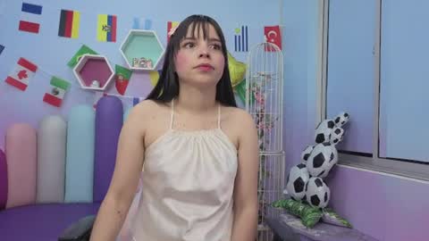 Snapshot of isaa_skinnyy chatting on 21, 7, 2026 Isaa Skinny online show from 21, 7, 2026