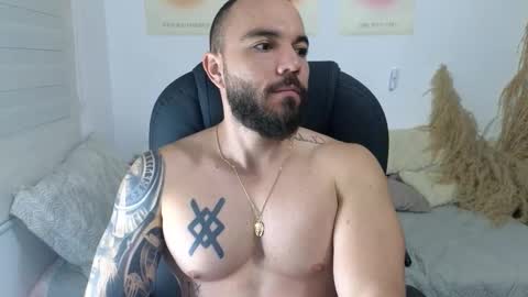 Isaac carter online show from 22, 12, 2025